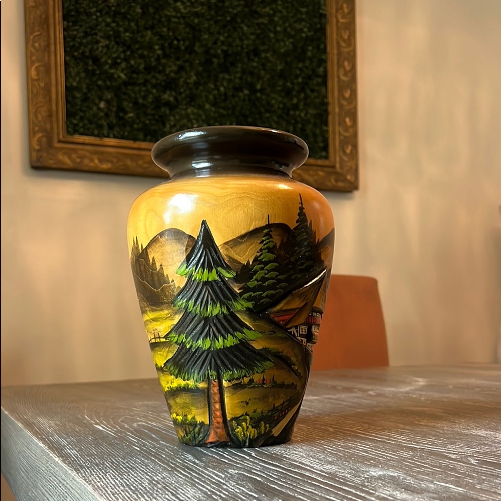 Vintage Black Forest Germany Lathe Turned Vase Chalet Chateau Hand Carved Paint - Picture 5 of 7
